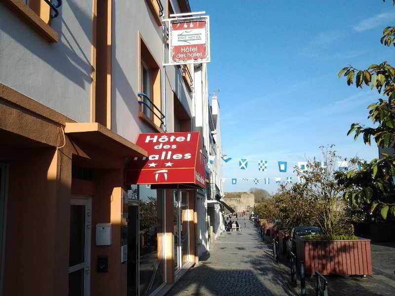 Brit Hotel Des Halles Concarneau Esterno foto